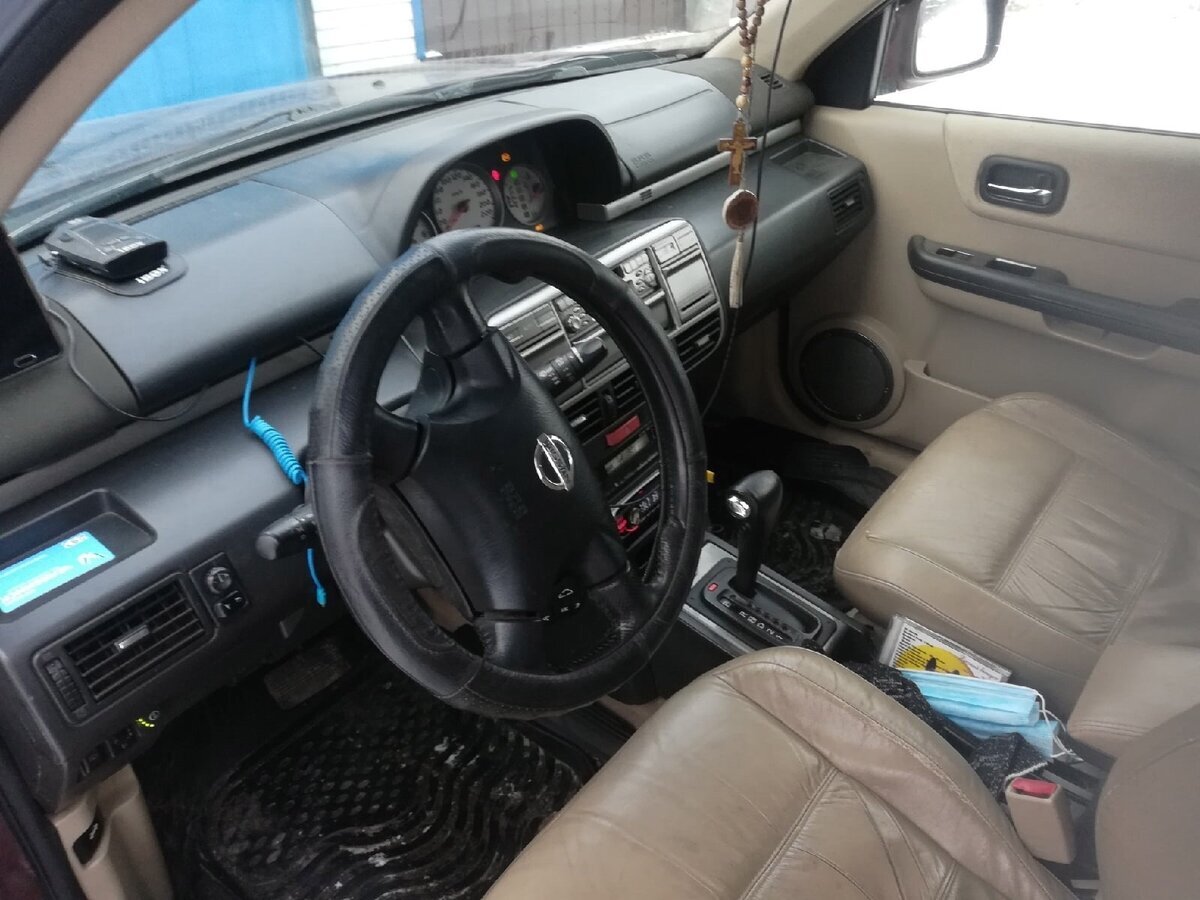 Салон практичен.