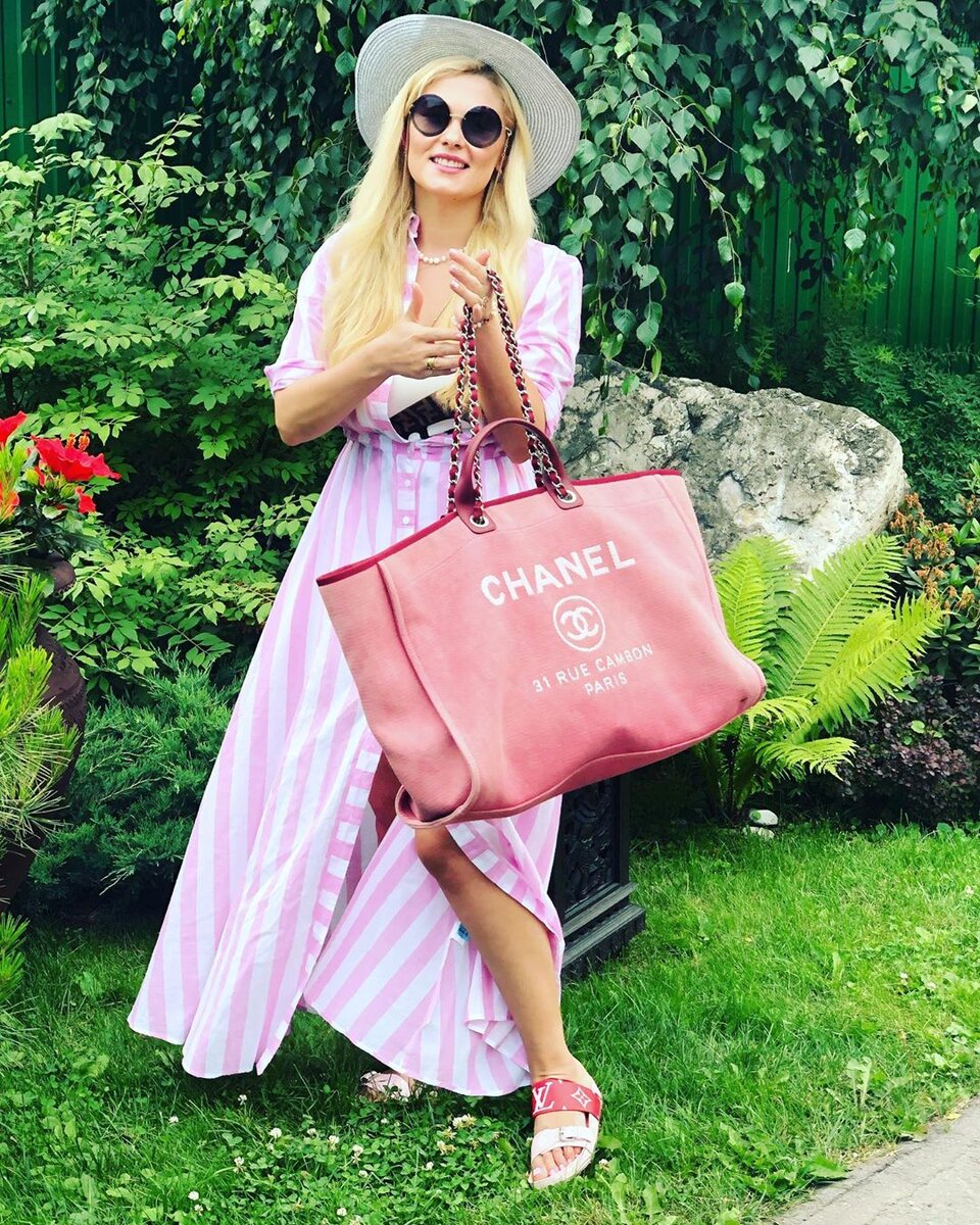 Полина соловьева дочь владимира соловьева фото