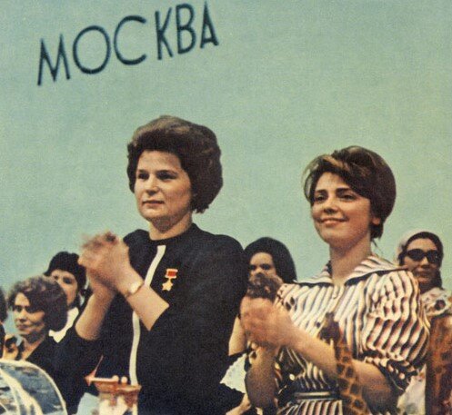 Кадр из фильма «Два воскресенья» 