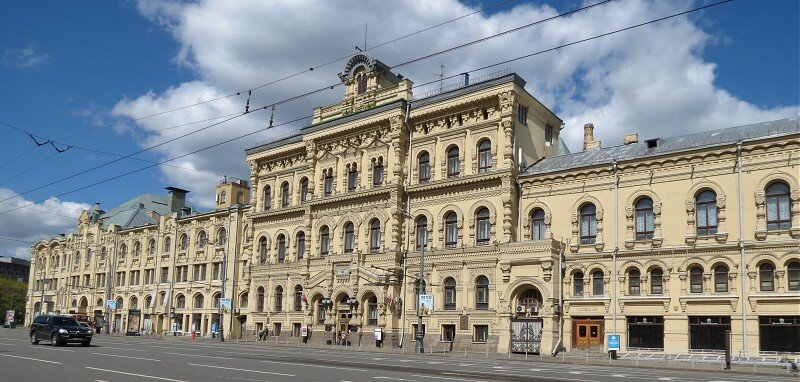 Здание политехнического музея в москве