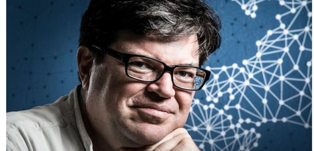 Ян Лекун (англ. Yann LeCun) — французский учёный в области информатики. Основные сферы деятельности — машинное обучение, компьютерное зрение, мобильная робототехника и вычислительная нейробиология.-2