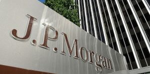 Крупнейший  банк США по объему активов JPMorgan начал сотрудничать с Национальным  банком Канады с целью разработки заявки на базе технологии Quorum для  выпуска долговых обязательств на блокчейне.