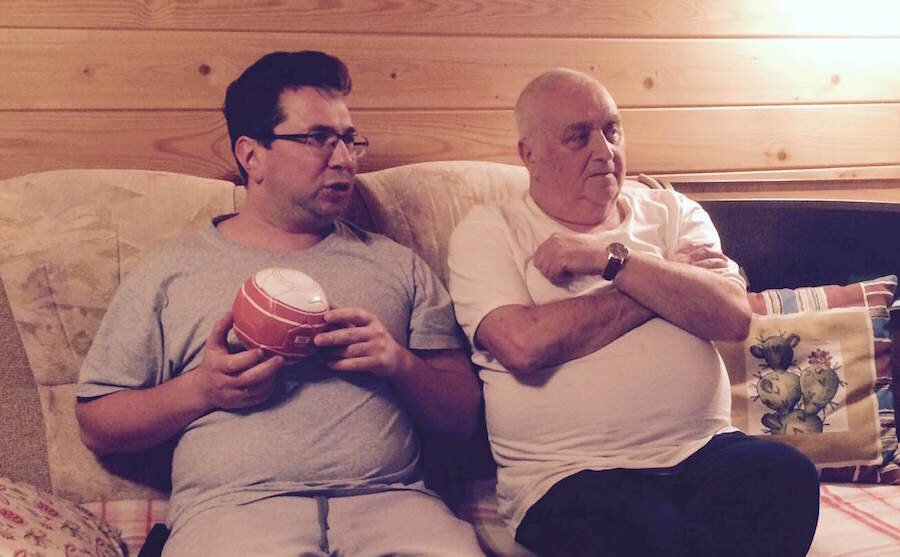 Кирилл - слева.