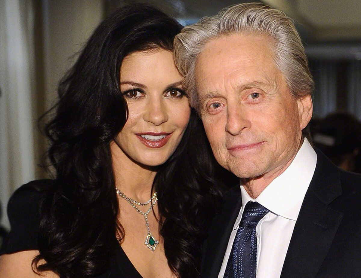                                                   Майкл Дуглас и Кэтрин-Зета Джонс