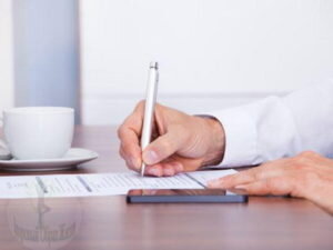 В любом случае каждому бухгалтеру доводится встречаться с необходимостью оформления командировки для сотрудников компании, где он непосредственно трудится. На первый взгляд все кажется просто и легко — издается указ руководителя по учреждению, в котором указываются фамилия, имя отчество работника и период его отбытия.