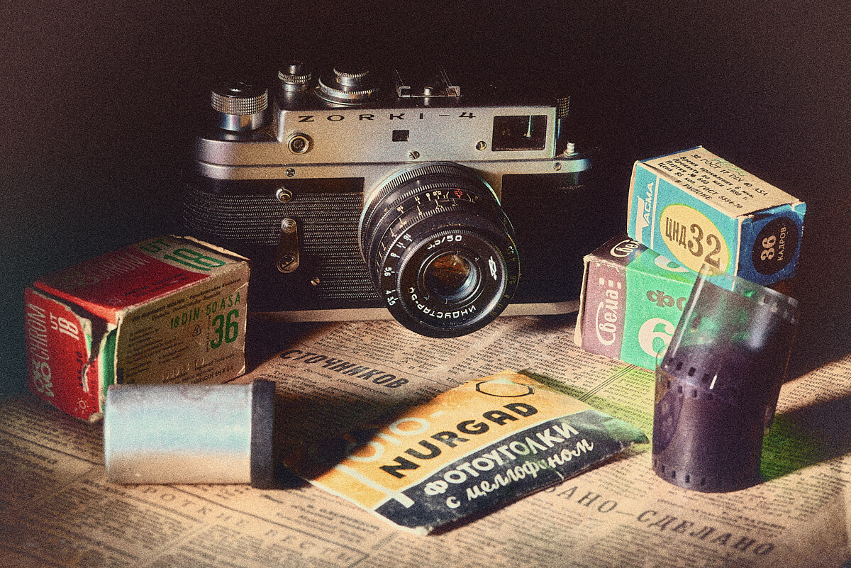 Фотография - это не так сложно, но многие вещи все-таки знать стоит. Хотя, не все современные фотографы о них задумываются. Никуда не торопясь и только простым человеческим языком мы поделимся с вами тем, что успели накопить за несколько десятков лет.  