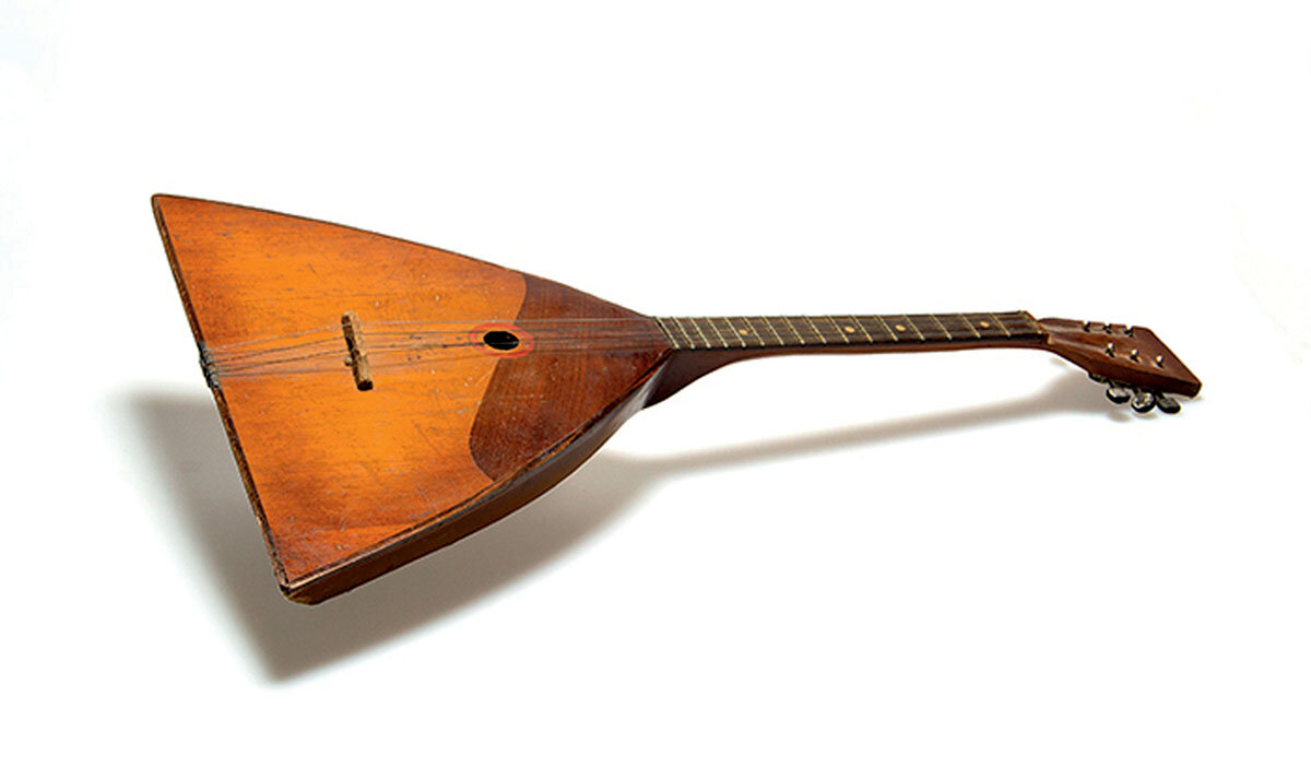 Балалайка фото музыкальный инструмент балалайка