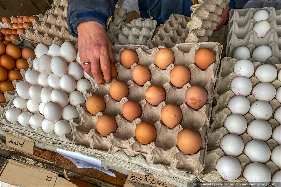 Почему на Украине такие большие яйца? Секрет мне раскрыла баба Маня с колхозного рынка