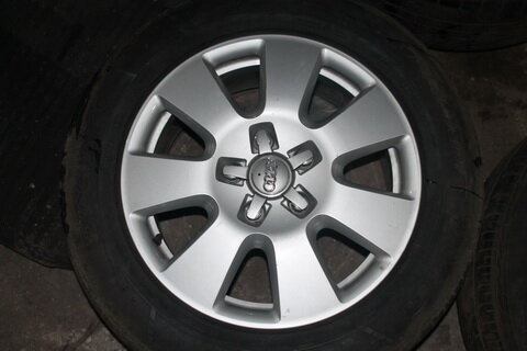 R18 7,5J Et53 D71.6 5x130 4L0601025AF Hungary Audi Q7