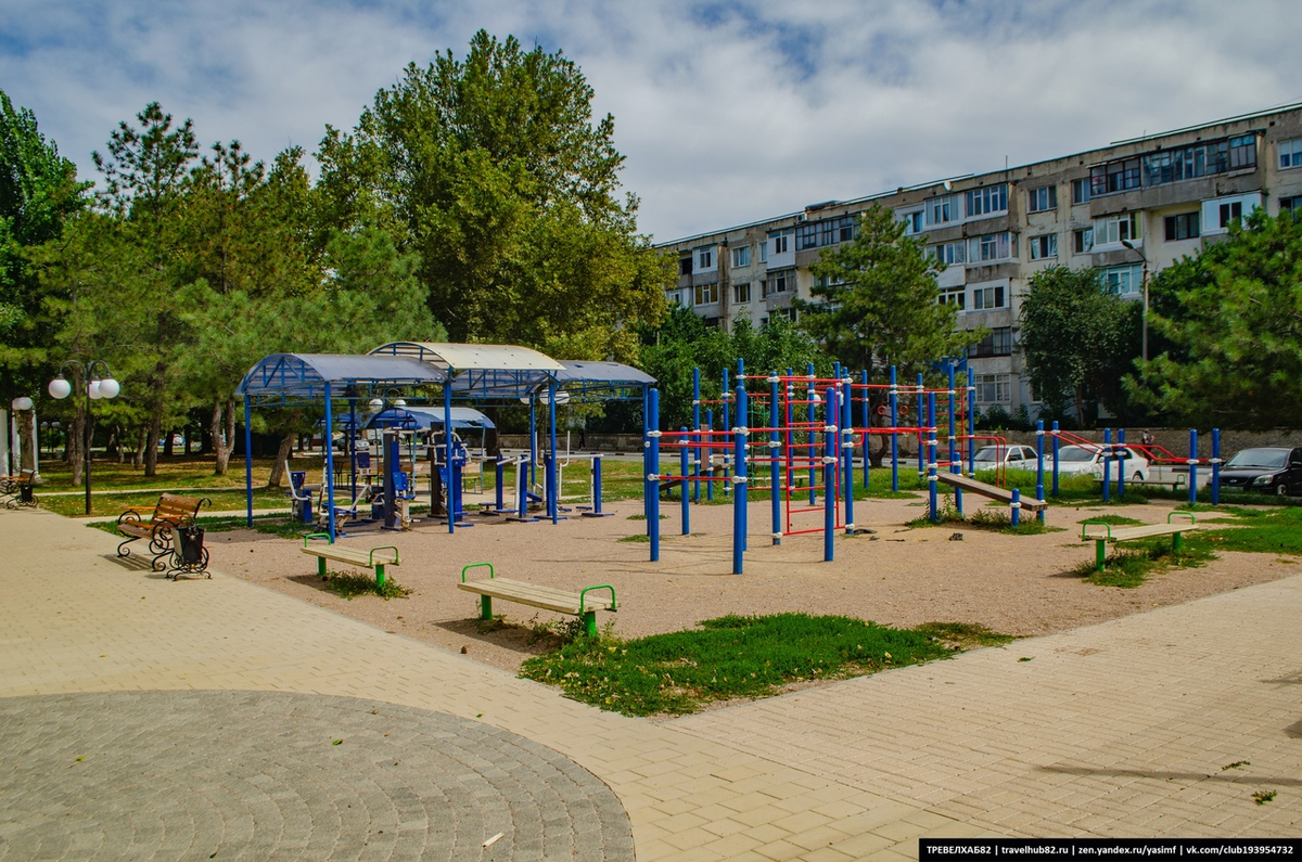 Улица сопина армянск. Армянск ул генерала корявко 11. Жк облака краснодар планировки. Армянск микрорайон генерала васильева 1. Республика крым армянск микрорайон имени генерала.