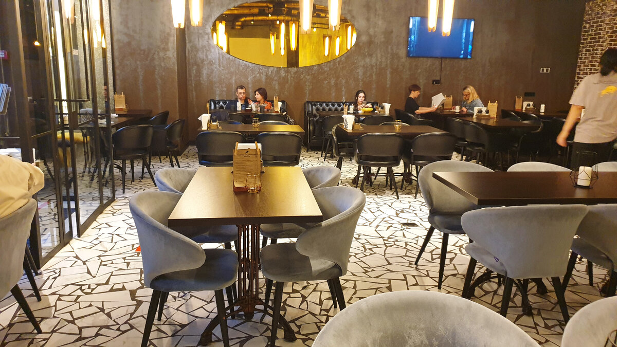 Общий вид зала