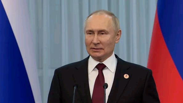 Владимир Путин, на саммита стран-участниц ЕАЭС в Бишкеке, 9 декабря 2022
