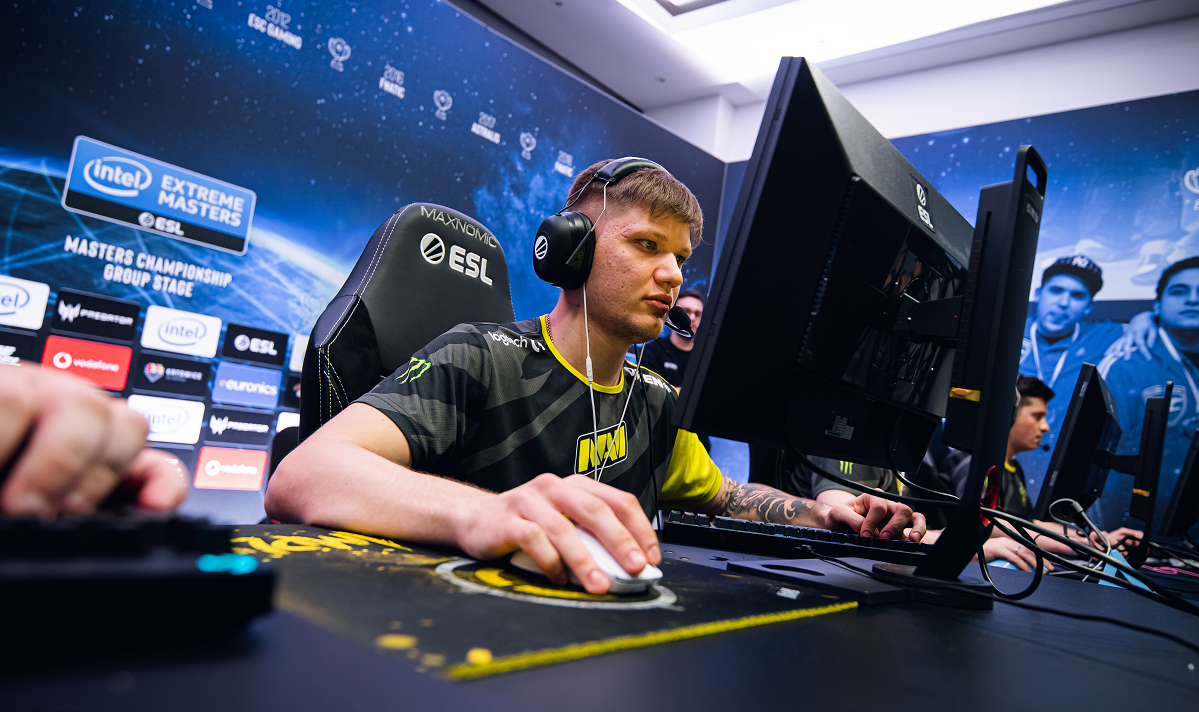 Paygame. Киберспорт Navi s1mple. Симпл игрок нави. Симпл КИБЕРСПОРТСМЕН 2022.