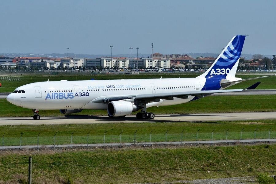 Airbus A330-200 в корпоративных цветах Airbus Industrie 2000-х годов