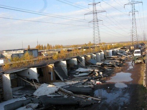  Во многих городах администрациями вынесено решение о сносе гаражей.