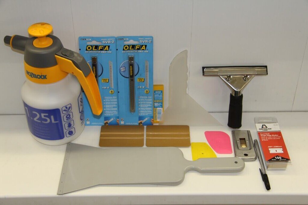 Инструменты для тонировки автомобиля