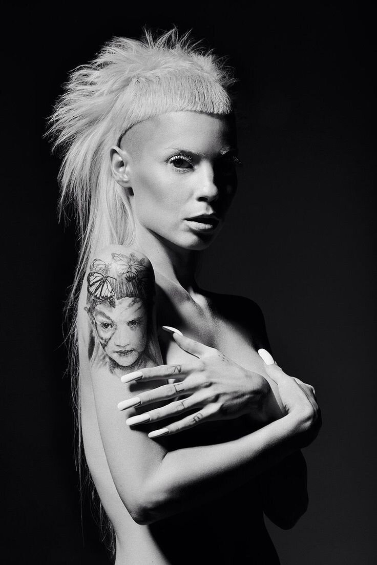 10 крутых фактов про Sixteen Jones — дочь солистов Die Antwoord | Sntch ...
