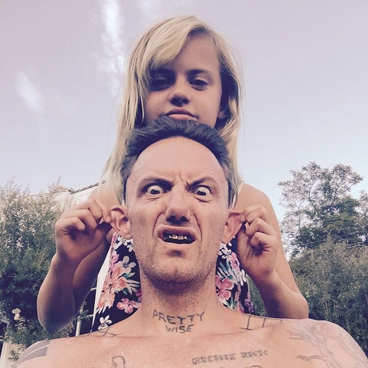 10 крутых фактов про Sixteen Jones — дочь солистов Die Antwoord | Sntch ...