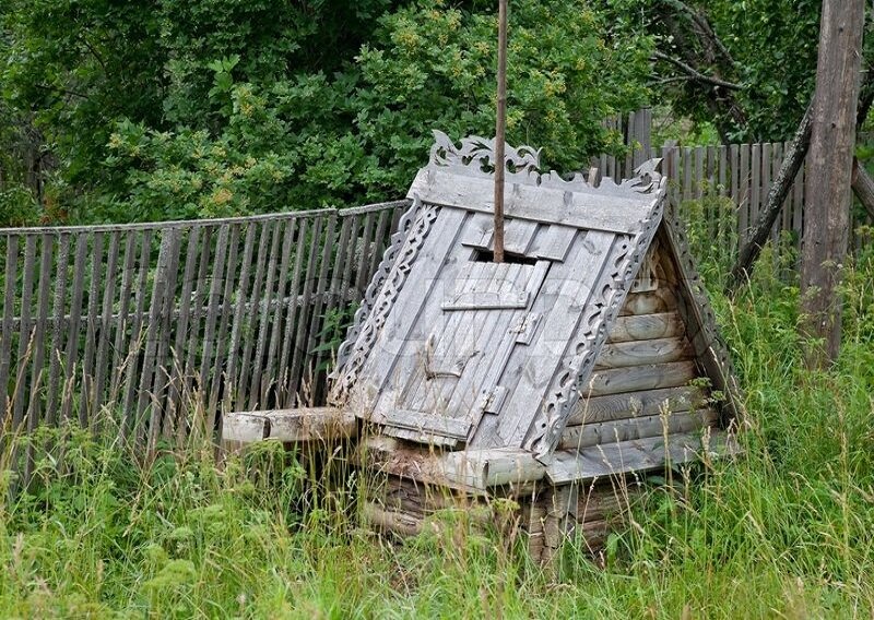 Старый колодец