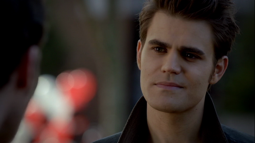 http://it.fanpop.com/clubs/stefan-salvatore/images/32849182/title/stefan-salvatore-fanart