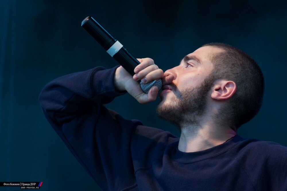 Репер Хаски во время выступления на фестивале "Лава фест" в Донецке . Фото: Фото Кошкин