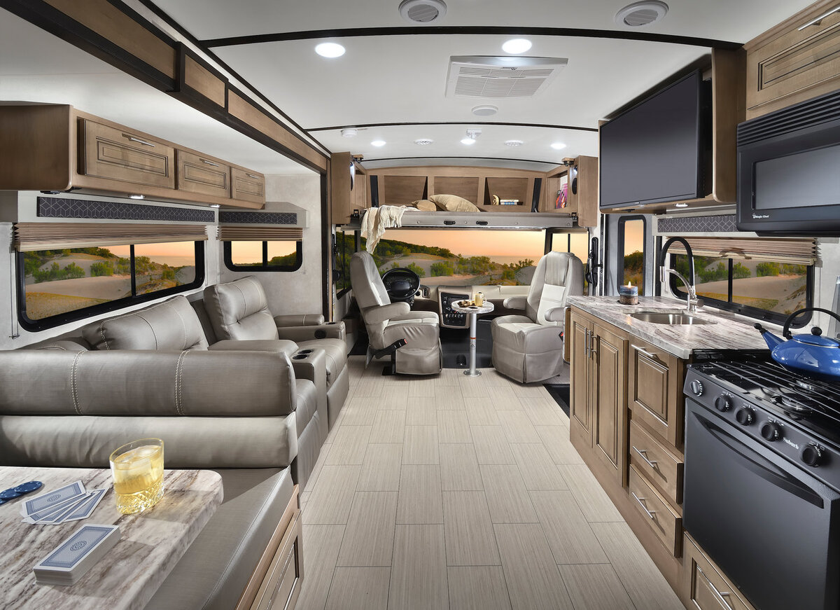 Дом на колесах Winnebago