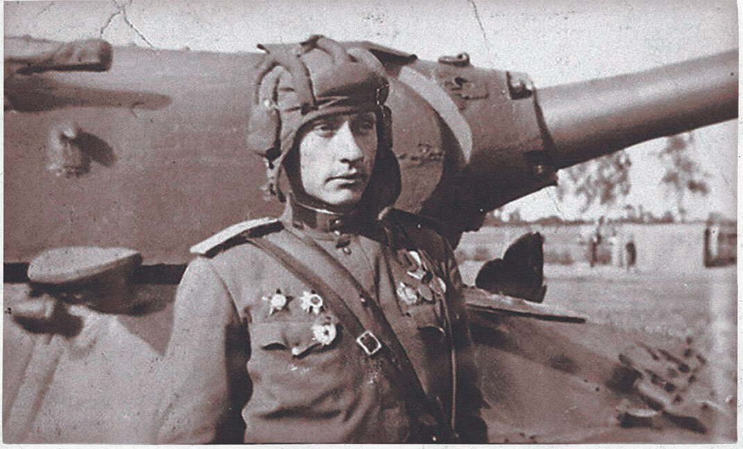 Зиновий Григорьевич Колобанов