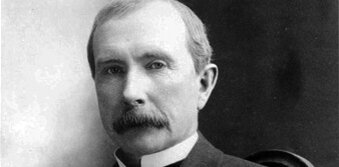 Джон Дейвисън Рокфелер (на английски: John Davison Rockefeller, Sr., на английски се произнася най-близко до Рокъфелър, [ˈrɑkəˌfɛlɚ]) е американски предприемач. Осъществява революция в петролната индустрия. 