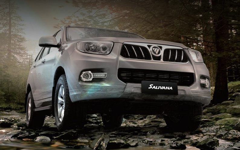 Надо признать, что внешность могли бы сделать и посимпатичнее. Однако взгляните на УАЗ Патриот, еще то убожество. Да простят меня патриоты Патриотов.