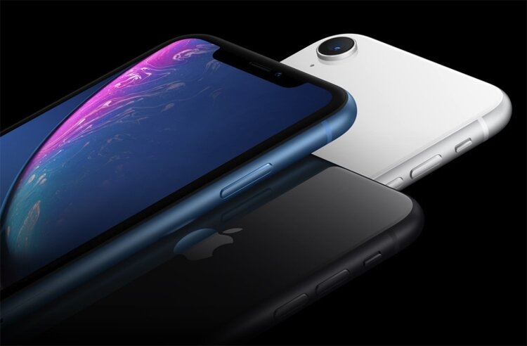 Iphone XS с OLED-дисплеем