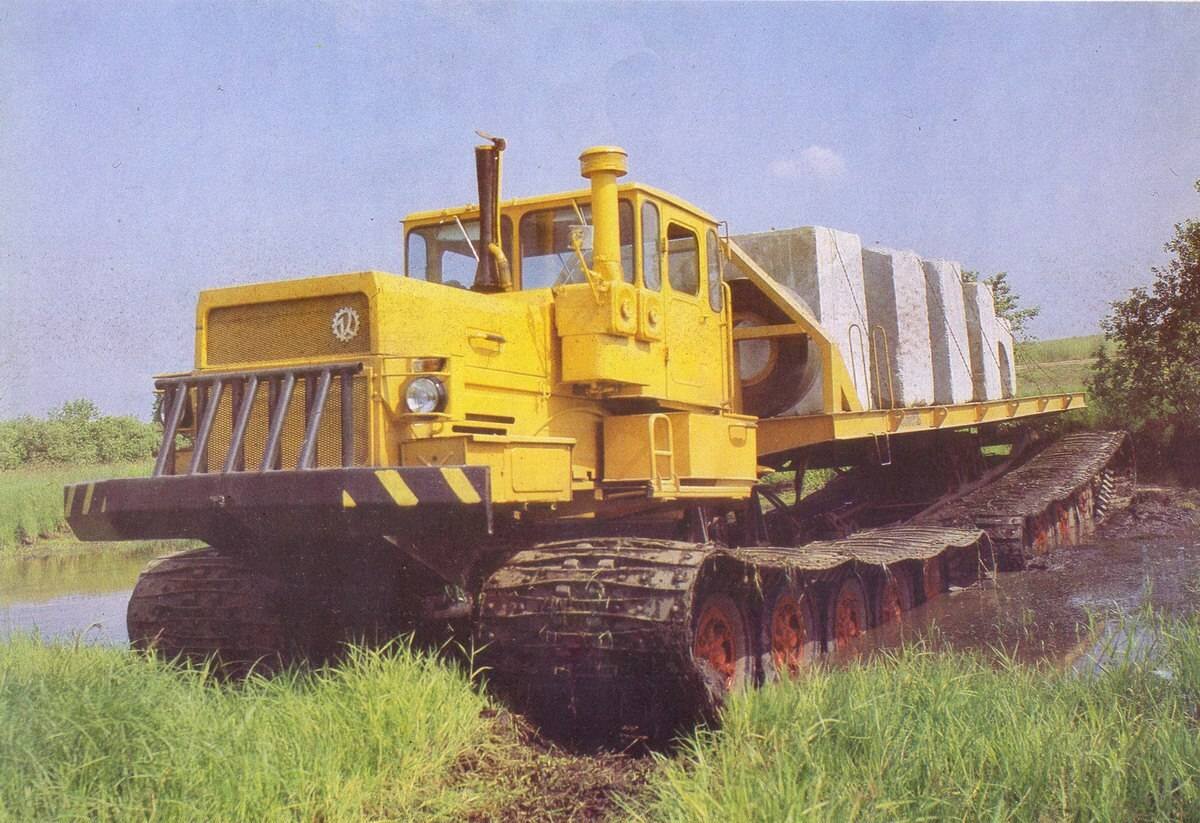 Большие советские трактора