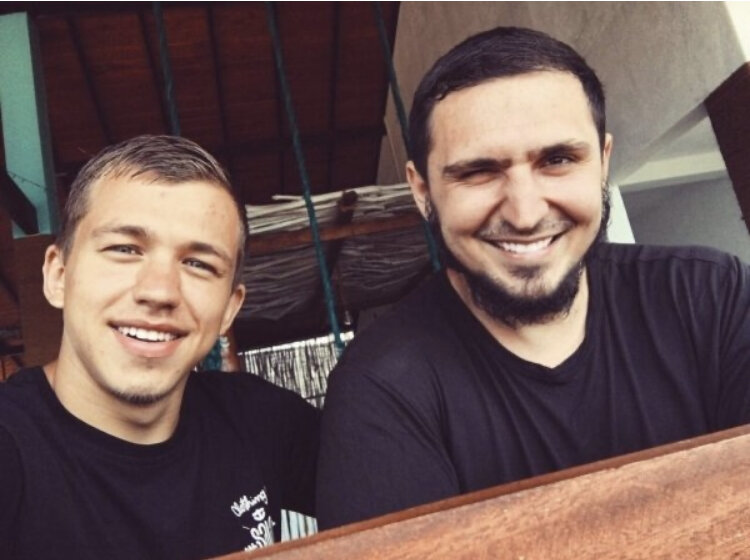 С другом Шамиль