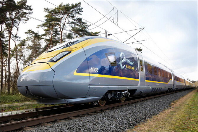Eurostar e320 курсирует по маршруту Лондон-Париж