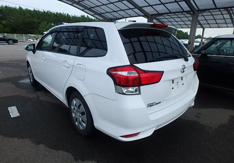 Corolla fielder 2017