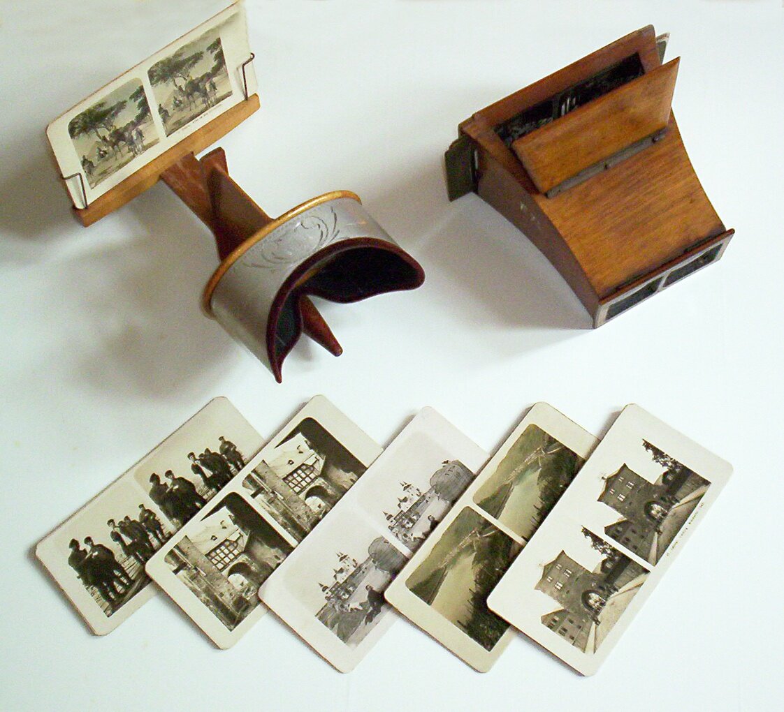 Стереоскоп, экспонат Schulhistorische Sammlung (School Historical Museum), Бремерхафен, Германия. Источник: wikipedia.org