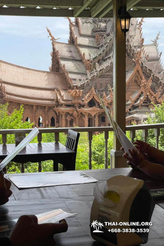 Парк Нонг Нуч, Храм Истины и Военный Пляж - новая комплексная экскурсия в Паттайе