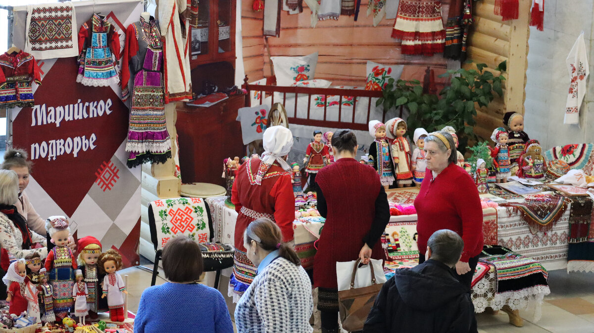 В Екатеринбурге прошел фестиваль культуры финно-угорских народов |  Свердловский государственный областной Дворец народного творчества (ГАУК СО  «СГОДНТ») | Дзен