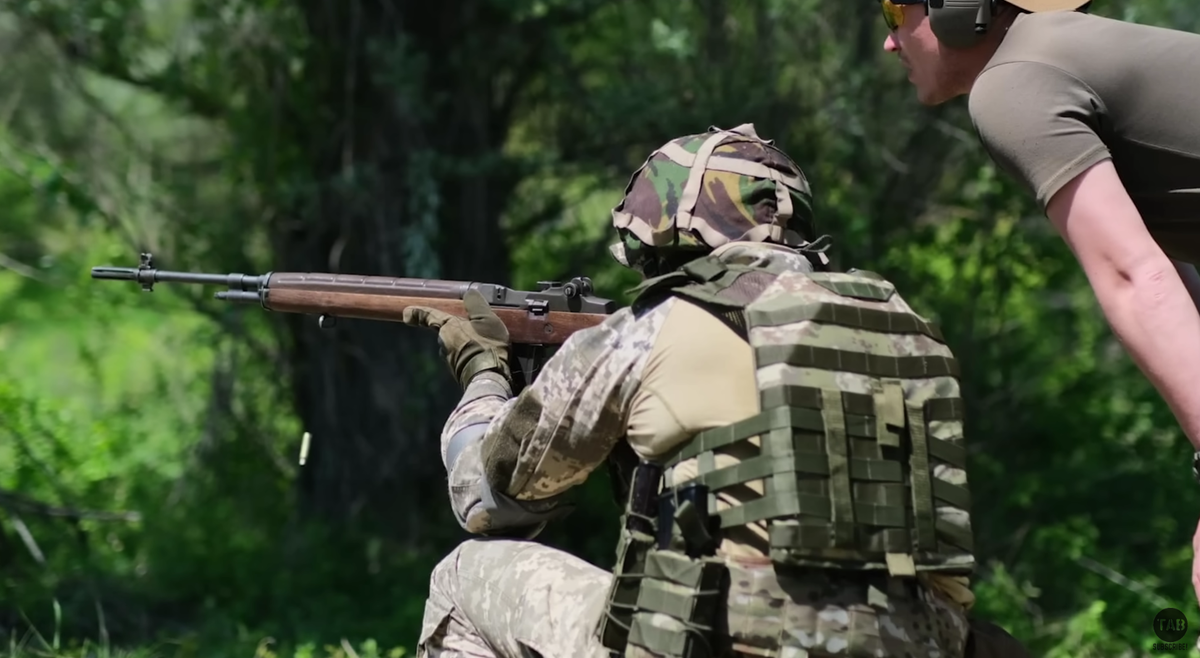 Американские винтовки 50-ых годов М-14 на Украине | Военкор Астрахань ...