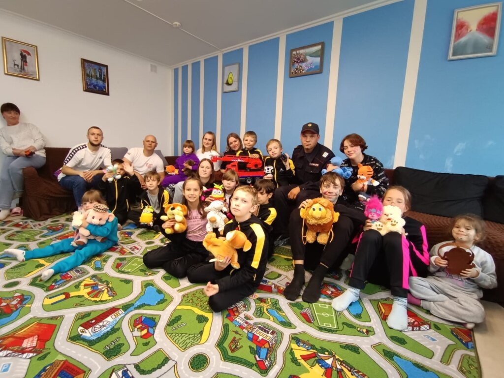 В Тверской области транспортные полицейские посетили вышневолоцкий СРЦН