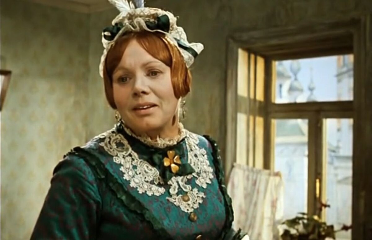 Лидия Смирнова (сваха). Кадр из кинофильма "Женитьба Бальзаминова", 1964 г., режиссер и сценарист Константин Воинов, композитор Борис Чайковский (скриншот)