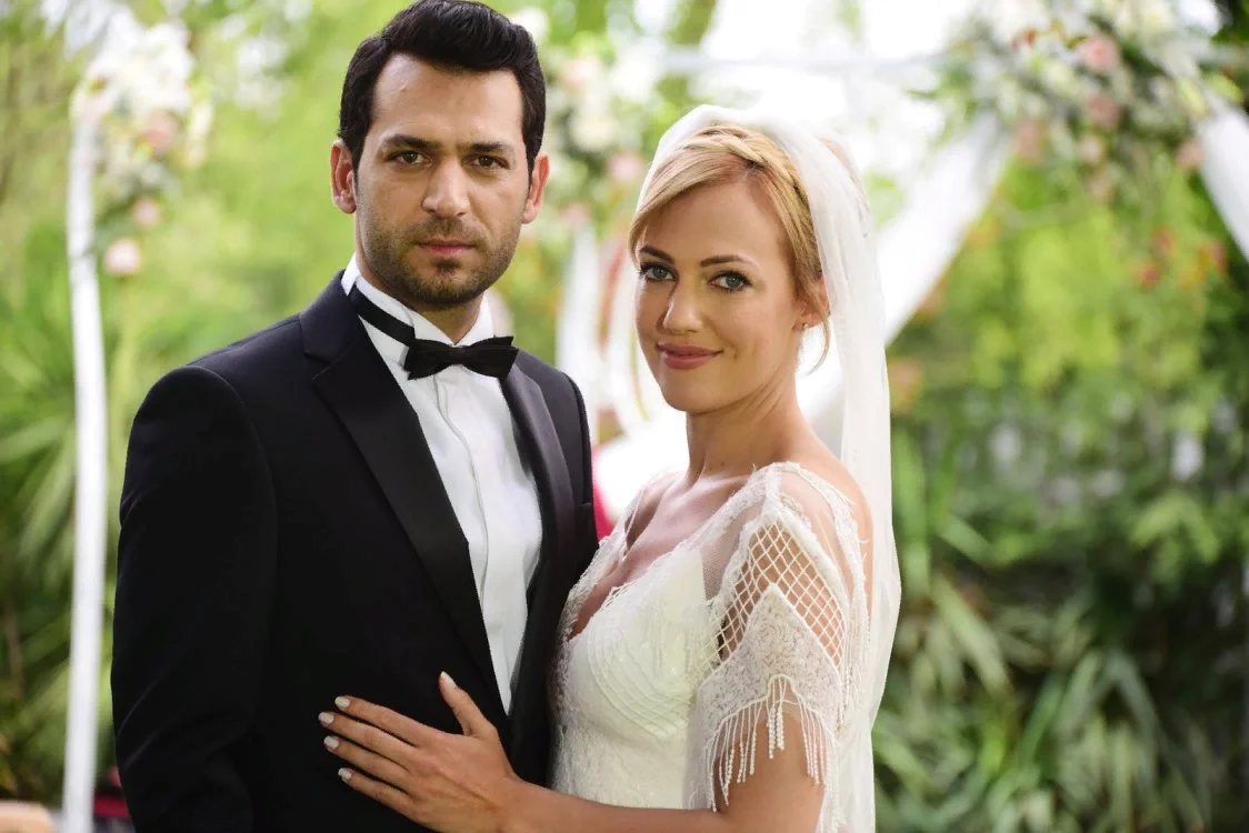 Кадры из сериала Королева ночи