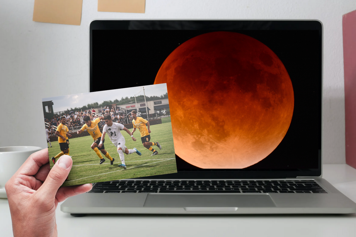 Что будет если смешать Марс с футболом?..