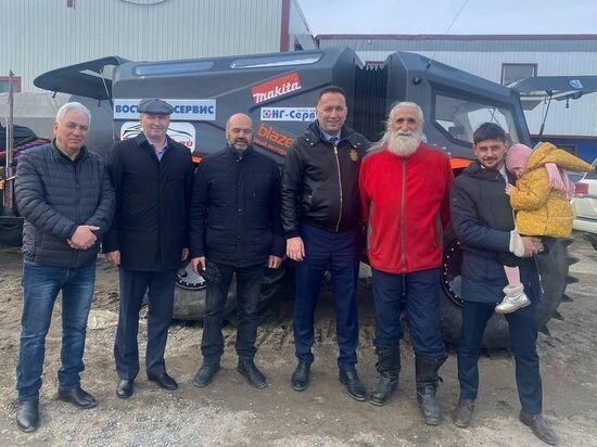 КОМАНДА ИССЛЕДОВАТЕЛЕЙ С АНДРЕЕМ ВОРОНОВЫМ. ФОТО: INSTAGRAM VORONOV__AV