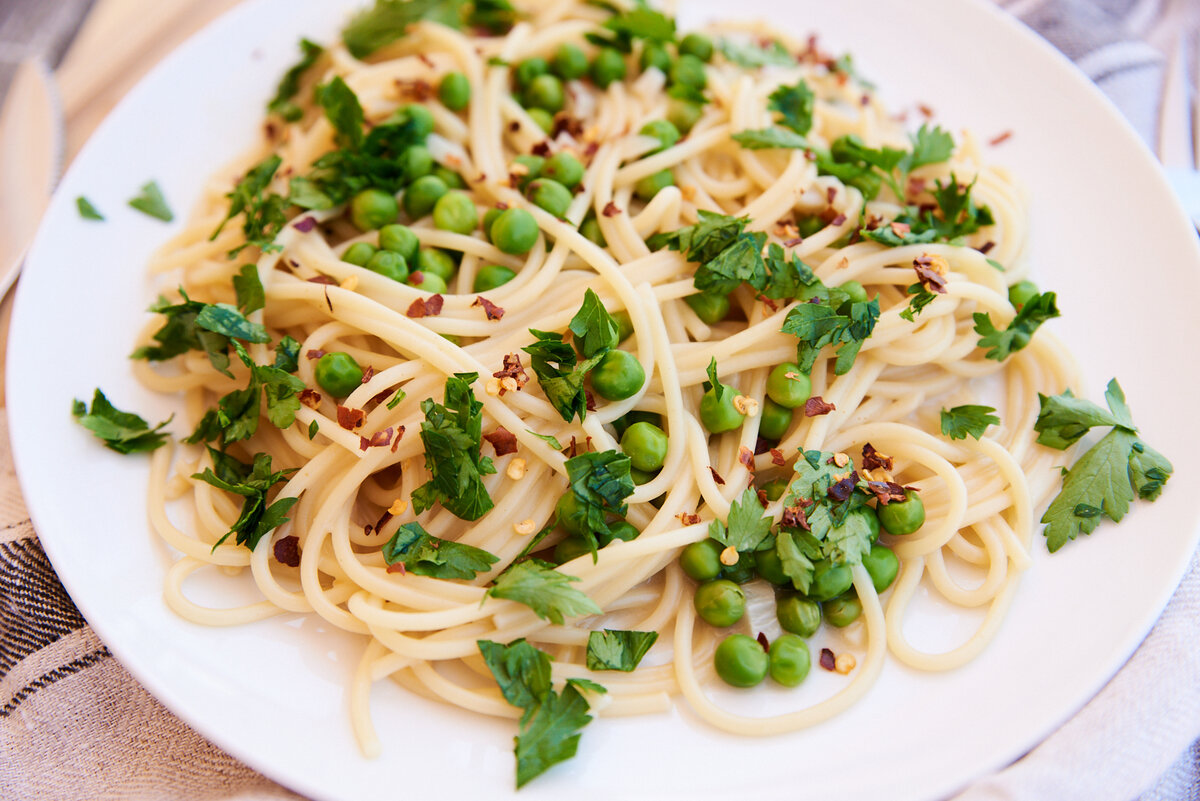 паста с белым вином и чесноком