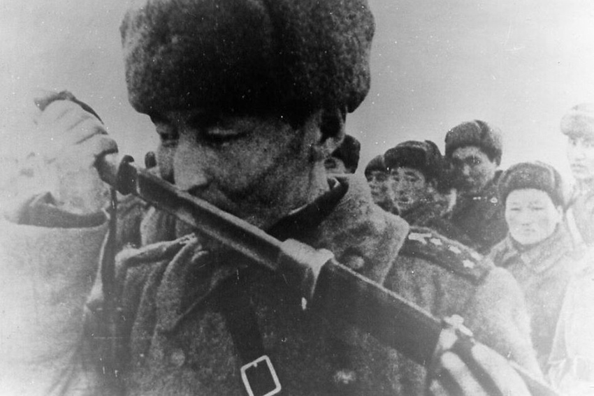 Неуловимые мстители0