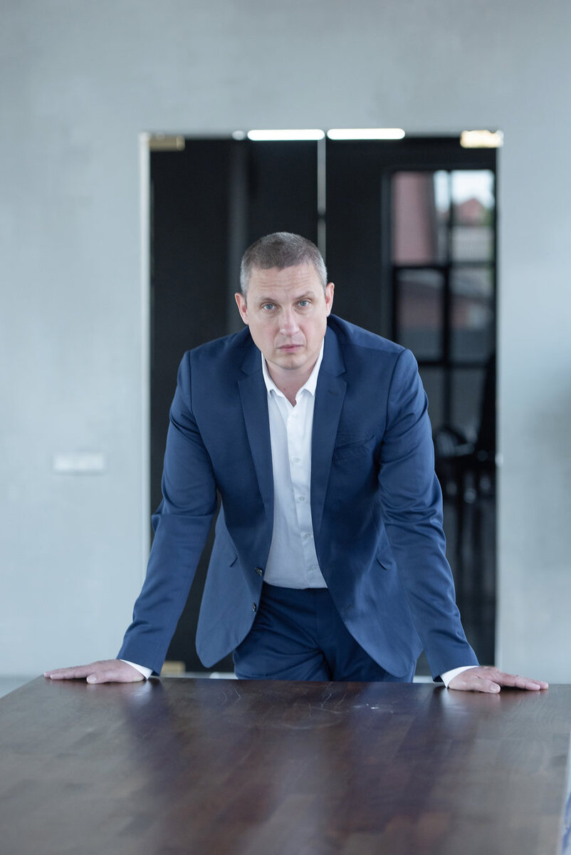 на фото автор статьи Константин Берсенев, руководитель юридического агентства "Советник"