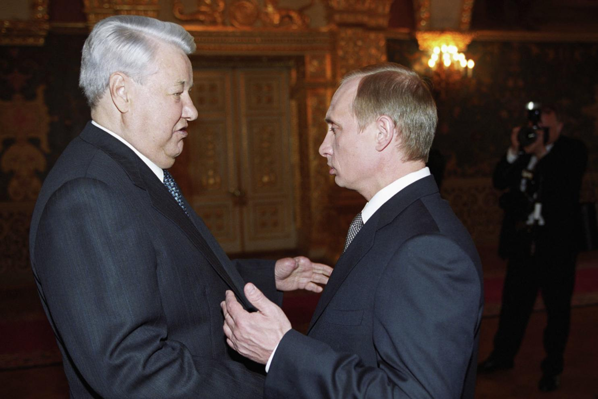 Борис Ельцин и Владимир Путин на инаугурации Президента РФ, 2000 год (Фото: Reuters)