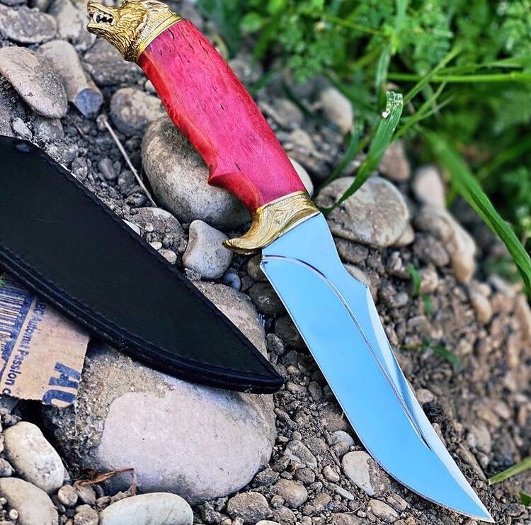 Вы можете заказать ножи, топоры, катаны, шашлычные наборы и многое другое...