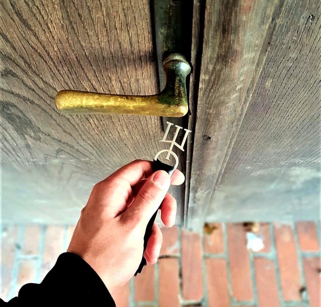 фото с сайта  www.facebook.com/liquidesimaginaires/photos