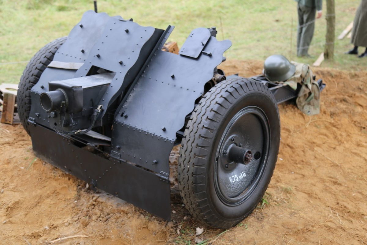 Брелок mongoose ls 9000d. Frz. Uxclent 901-115-jb13. Токарный станок сименс cz. 07 05 18.